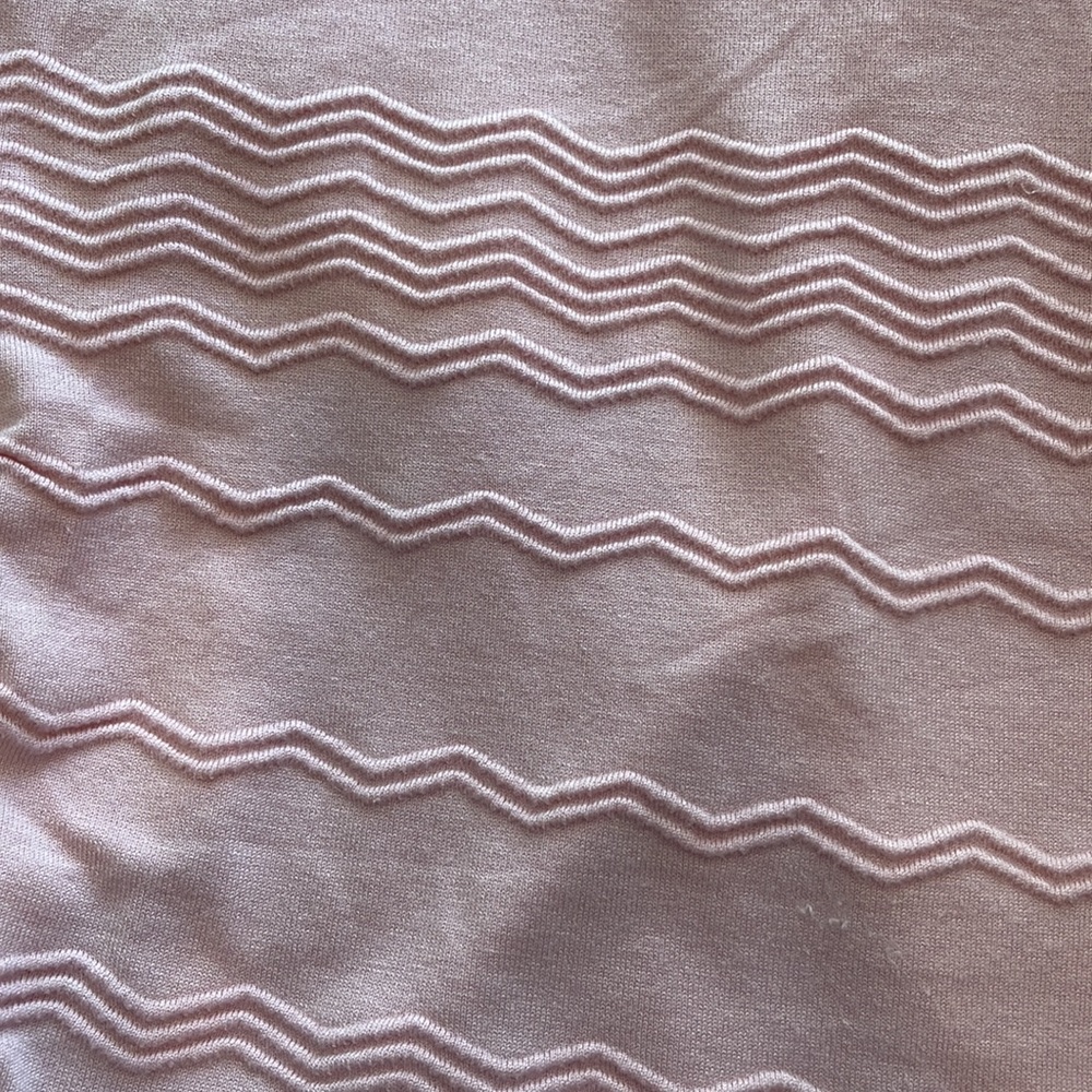 Sweater - Picture 2 of 6